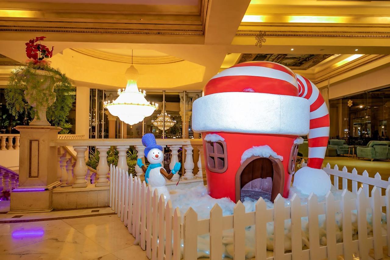 Titanic Palace Families And Couples Only Hurghada Ngoại thất bức ảnh The lobby of the hotel